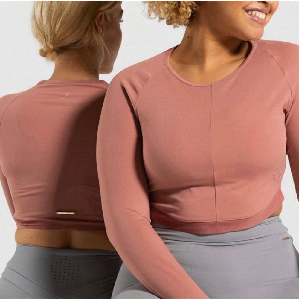 Whitney Simmons X Gymshark Moab crop top